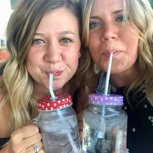 Meet your Posher, Lexi